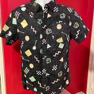 90s themed shirt! Great material and in great condition